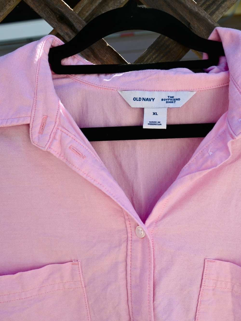 Lightweight Pink Button-Up Shirt - Women - Picture 4 of 5